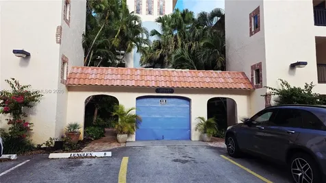 650 Tennis Club Drive Fort Lauderdale FL 33311