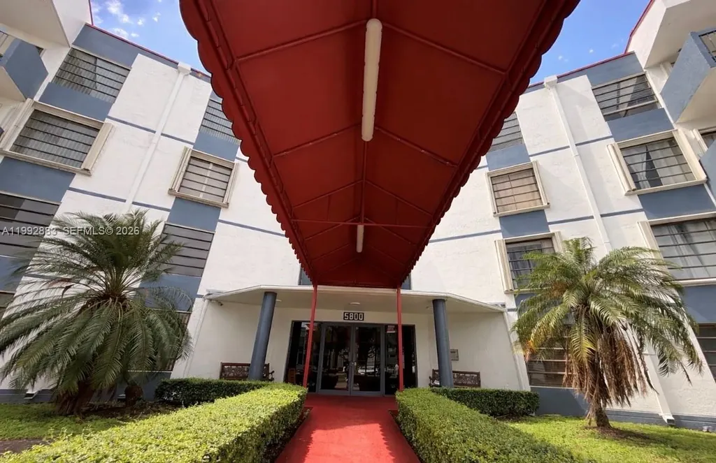 5800 SW 127 Avenue Miami FL 33183