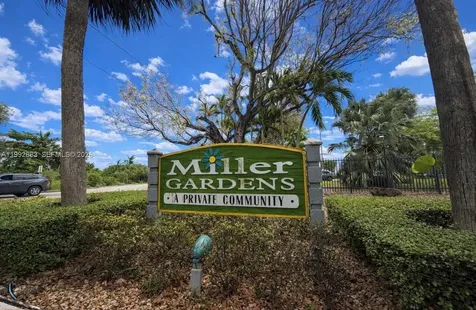 5800 SW 127 Avenue Miami FL 33183