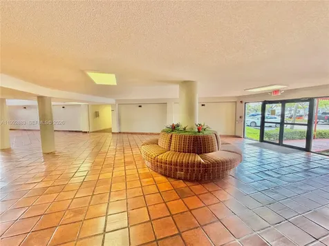 5800 SW 127 Avenue Miami FL 33183