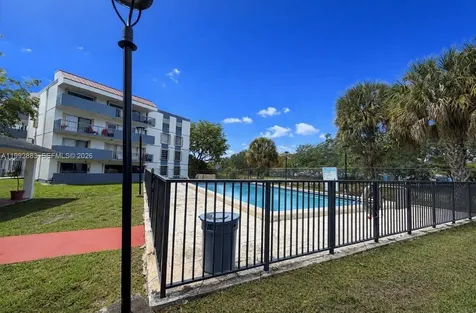 5800 SW 127 Avenue Miami FL 33183