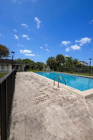 5800 SW 127 Avenue Miami FL 33183
