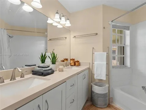 1764 NW 166th Avenue Pembroke Pines FL 33028