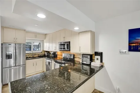 707 Banks Road Margate FL 33063