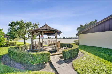 707 Banks Road Margate FL 33063