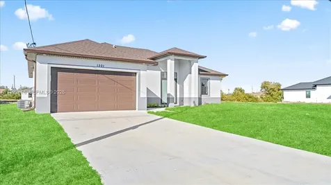 1201 15 Terrace Cape Coral FL 33909