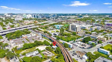 216 NW 11th Street Miami FL 33136