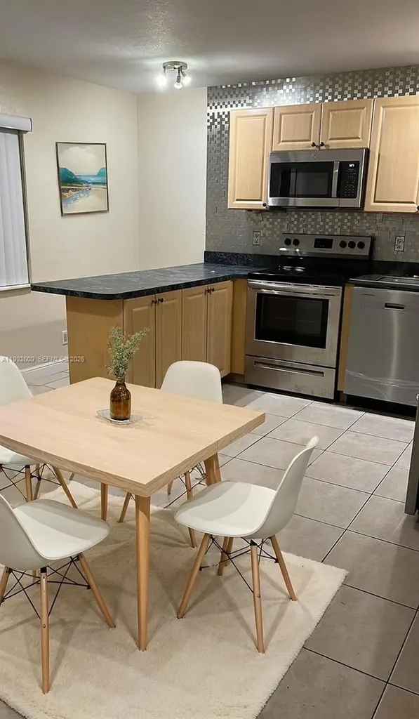 1309 NE 16th Terrace Fort Lauderdale FL 33304