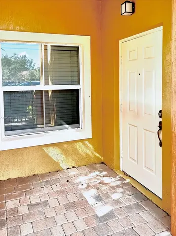 1088 SW 144th Avenue Pembroke Pines FL 33027