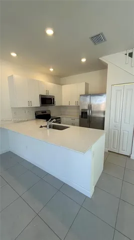 679 SE 13th St Circle Homestead FL 33034