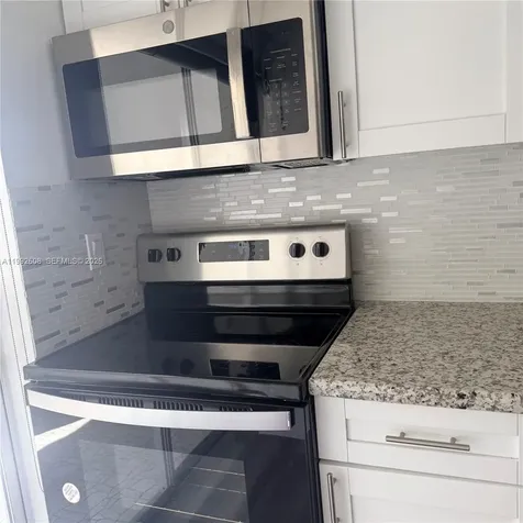 7500 NW 5th Place Margate FL 33063