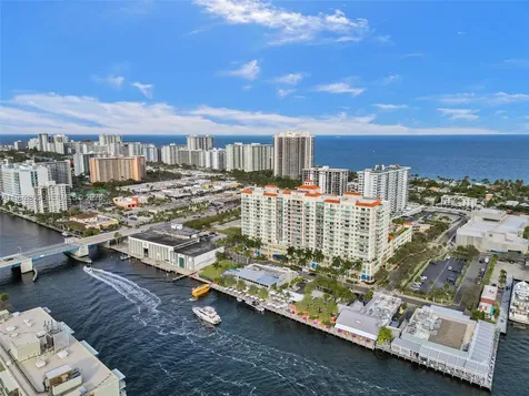 3020 NE 32nd Avenue Fort Lauderdale FL 33308