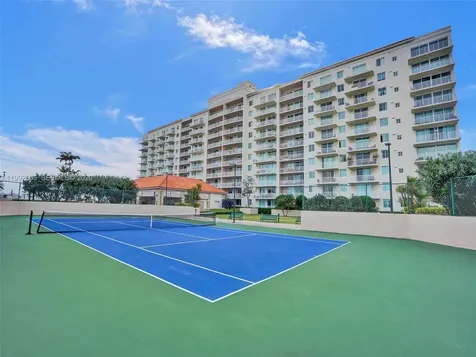 3020 NE 32nd Avenue Fort Lauderdale FL 33308