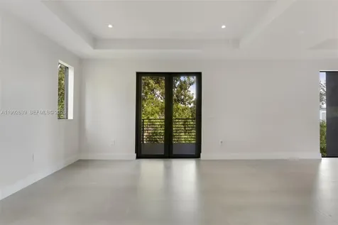 20 Coral Drive Key Largo FL 33037