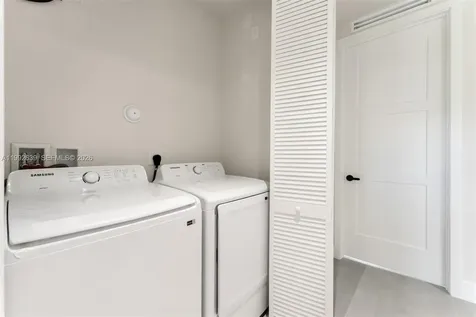 20 Coral Drive Key Largo FL 33037