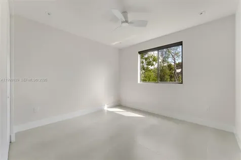 20 Coral Drive Key Largo FL 33037
