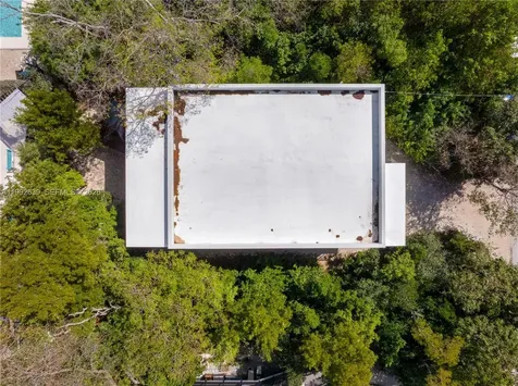 20 Coral Drive Key Largo FL 33037
