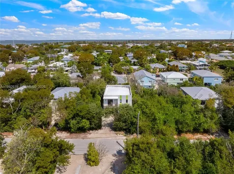 20 Coral Drive Key Largo FL 33037