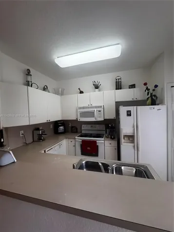 10723 NW 85th Terrace Doral FL 33178