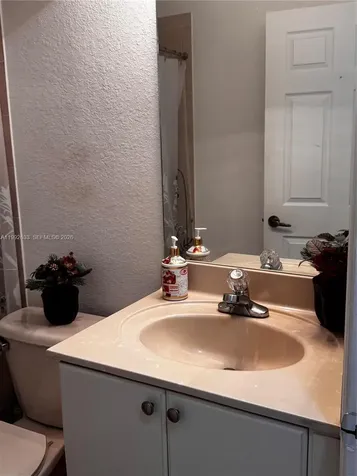 10723 NW 85th Terrace Doral FL 33178