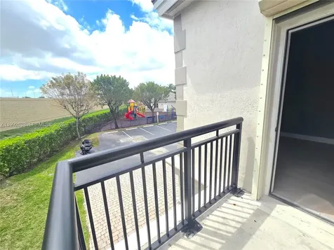 8421 SW 124th Avenue Miami FL 33183