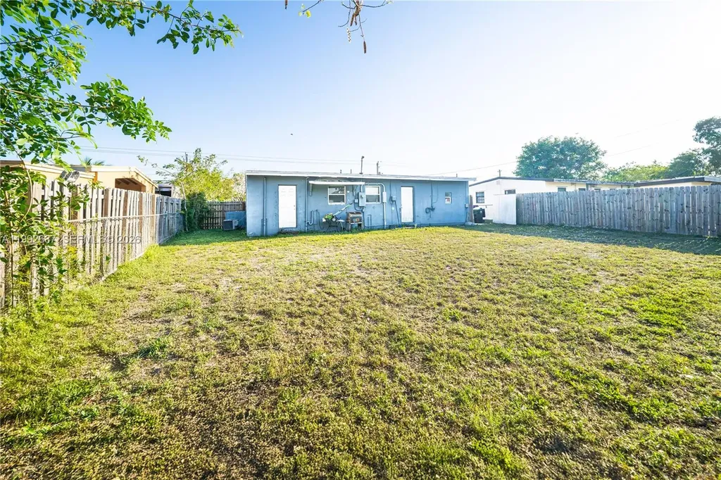 1119 NW 10th Place Fort Lauderdale FL 33311