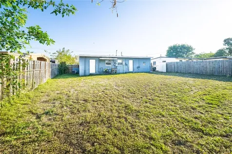1119 NW 10th Place Fort Lauderdale FL 33311