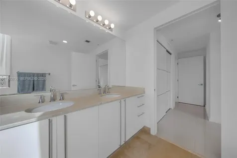 3030 NE 188th Street Aventura FL 33180