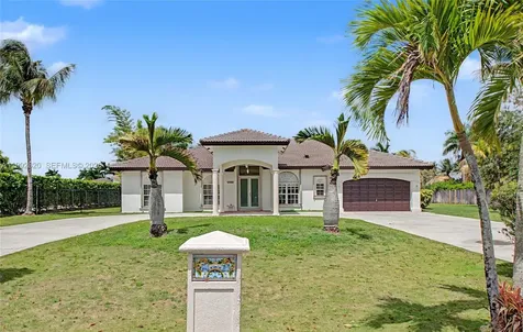 17113 SW 215th Terrace Miami FL 33187