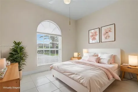 17113 SW 215th Terrace Miami FL 33187