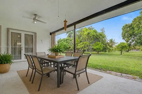 17113 SW 215th Terrace Miami FL 33187