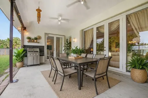 17113 SW 215th Terrace Miami FL 33187