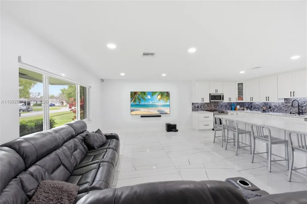 12002 NW 27th Drive Coral Springs FL 33065