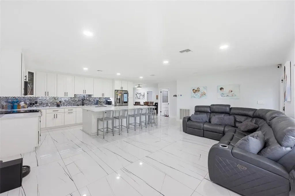 12002 NW 27th Drive Coral Springs FL 33065