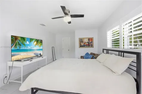 12002 NW 27th Drive Coral Springs FL 33065