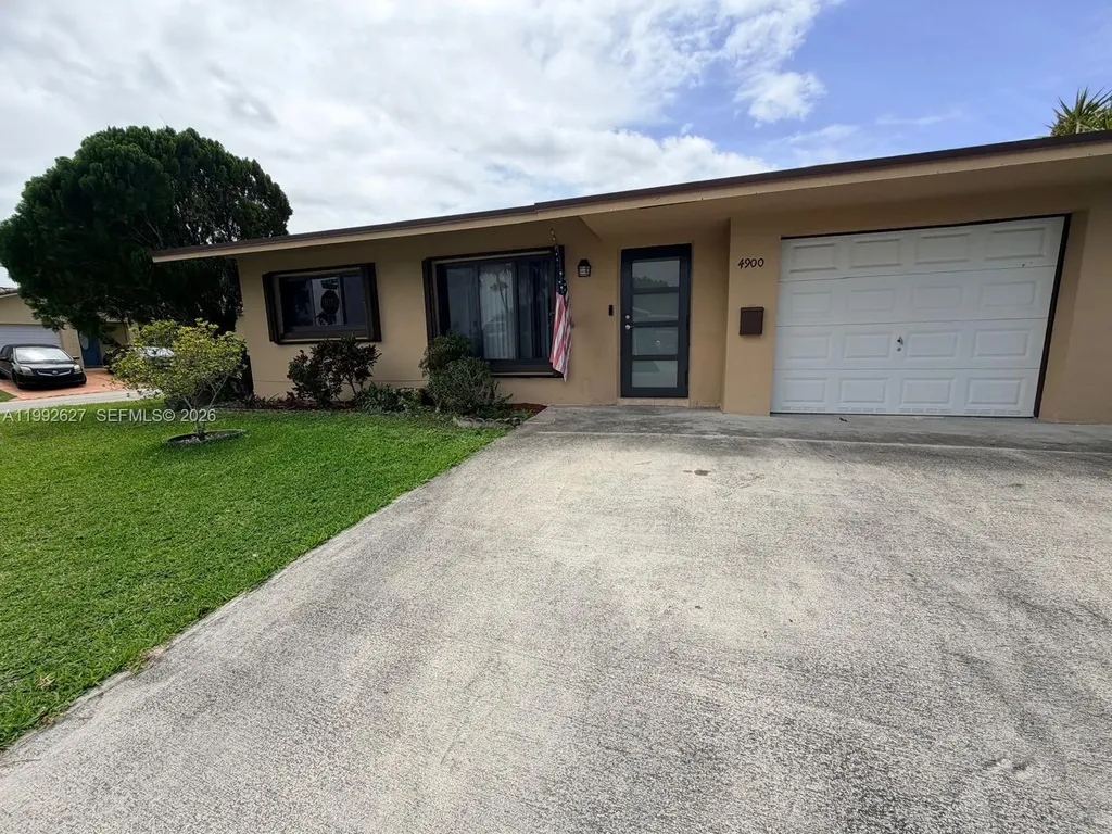 4900 NW 53rd Court Tamarac FL 33319