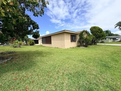 4900 NW 53rd Court Tamarac FL 33319