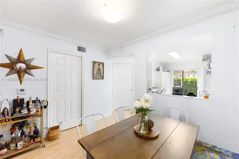 7760 NW 22nd Street Pembroke Pines FL 33024