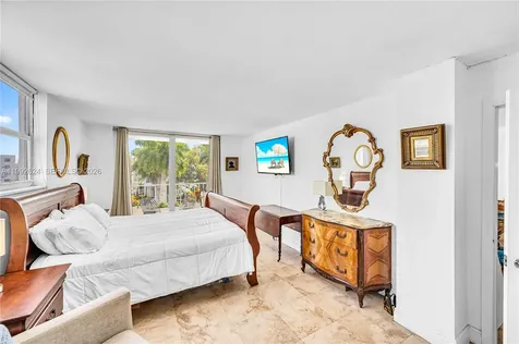 1228 West Avenue Miami Beach FL 33139
