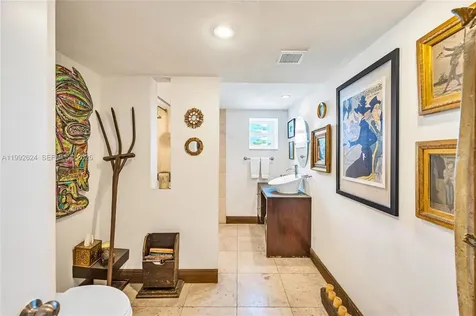 1228 West Avenue Miami Beach FL 33139