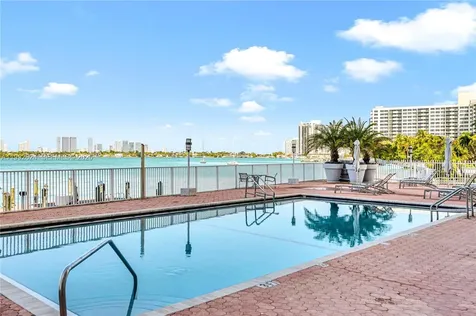1228 West Avenue Miami Beach FL 33139