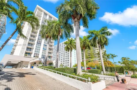 1228 West Avenue Miami Beach FL 33139