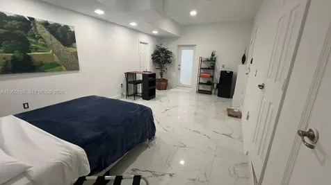 10042 SW 161st Avenue Miami FL 33196
