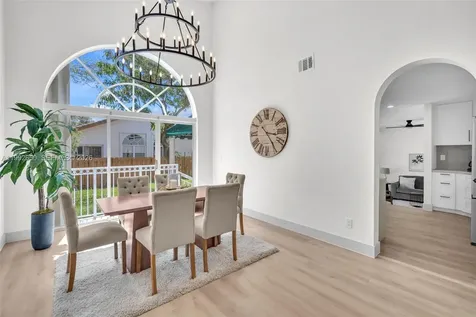 9732 NW 32nd Street Doral FL 33172