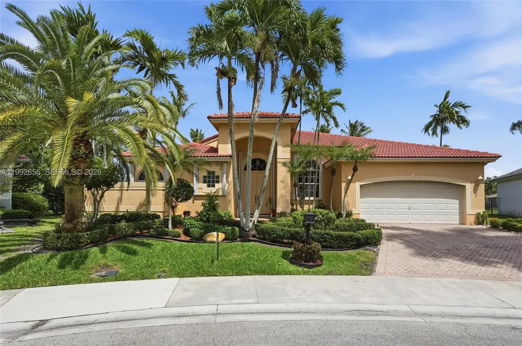 3038 Lakewood Drive Weston FL 33332