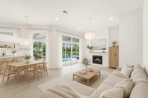3038 Lakewood Drive Weston FL 33332