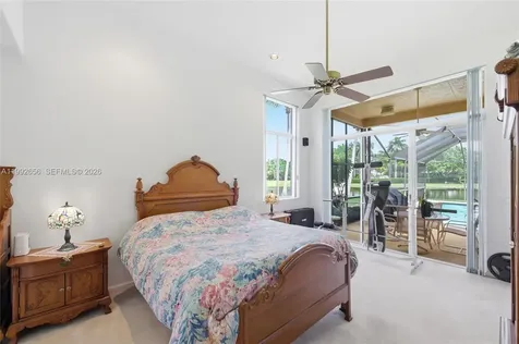 3038 Lakewood Drive Weston FL 33332