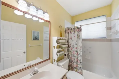 3038 Lakewood Drive Weston FL 33332