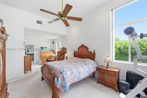 3038 Lakewood Drive Weston FL 33332