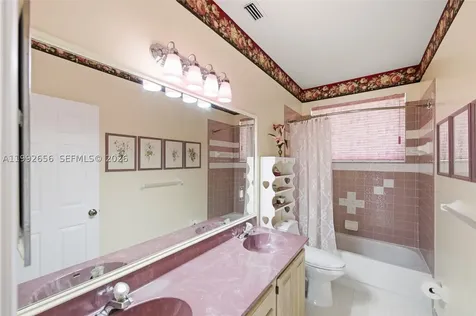3038 Lakewood Drive Weston FL 33332